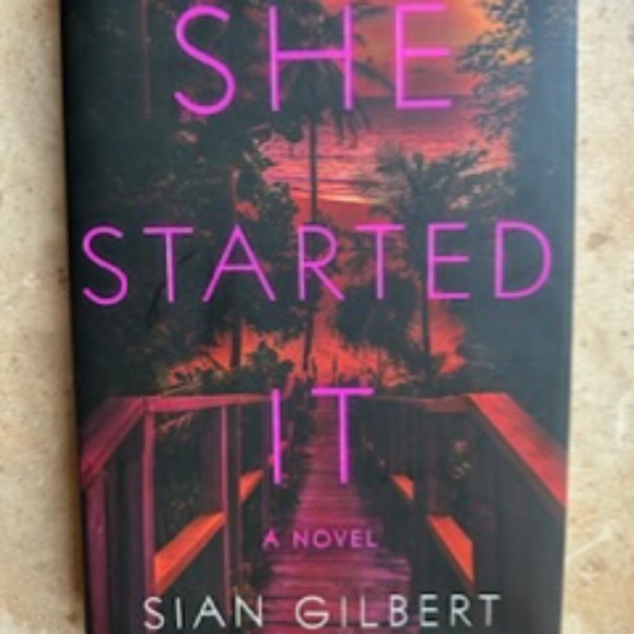 She Started It - Picture 2 of 2